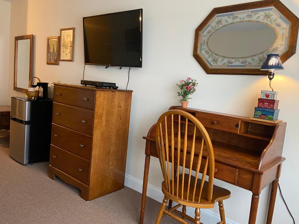 Standard Double Room interior